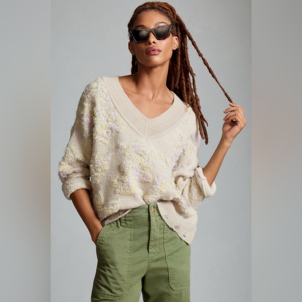 RARE ANTHROPOLOGIE NWT Textured V-Neck Sweater in Light GreyāSize S